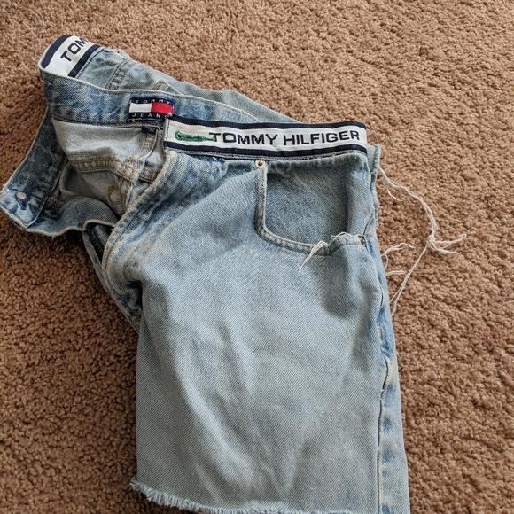 tommy Hilfiger shorts - Picture 1 of 3